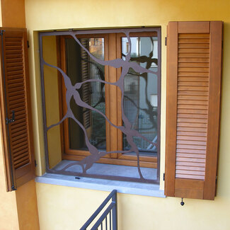 INFERIATA-PER-FINESTRA-RONDINI.jpg...